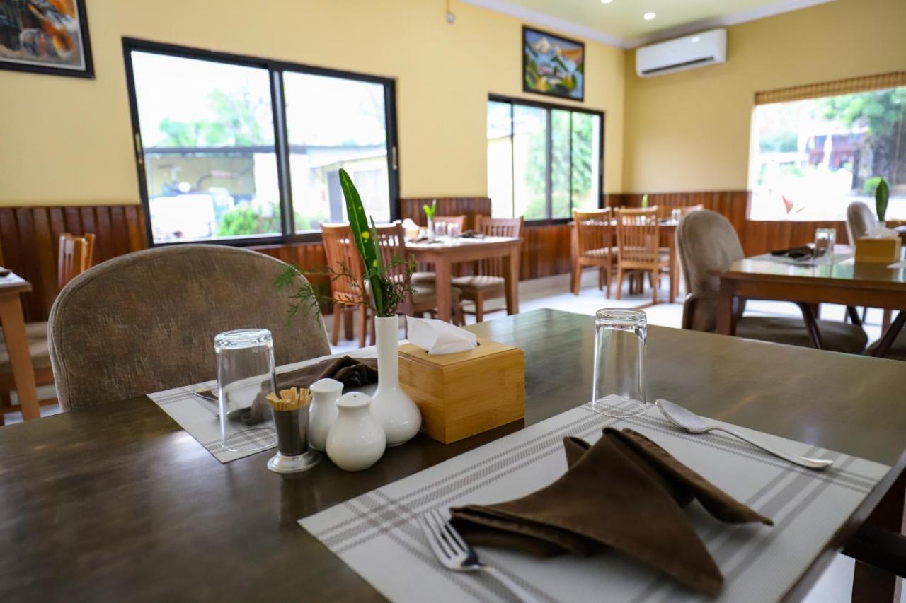 Siddhartha Riverside Resort, Chumlingtar Makaising エクステリア 写真